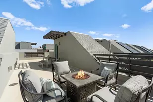 2563 State St, Carlsbad, CA 92008 - Photo 29