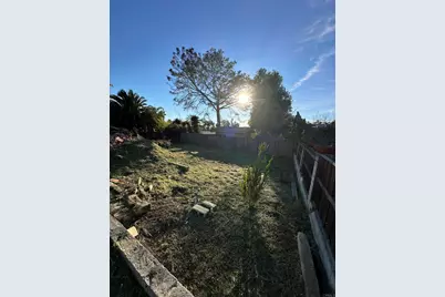 844 Saxony Road, Encinitas, CA 92024 - Photo 15