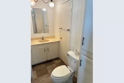 718 Sycamore Avenue #23, Vista, CA 92083 - Photo 9