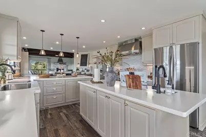 2187 Mil Sorpresas Drive, Fallbrook, CA 92028 - Photo 13