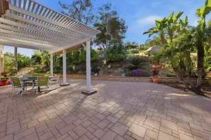 1921 Cresthaven Dr, Vista, CA 92084 - Photo 47