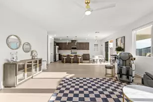 550 Meadowood St, Fallbrook, CA 92028 - Photo 9