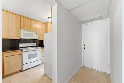 182 Tangelo #418, Irvine, CA 92618 - Photo 3