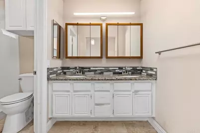 2067 Paseo De Anza, Vista, CA 92084 - Photo 19