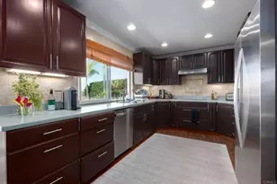 2124 Pintoresco Ct, Carlsbad, CA 92009 - Photo 27