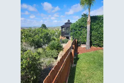 2124 Pintoresco Court, Carlsbad, CA 92009 - Photo 17