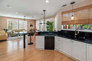 6663 Sitio Palmas, Carlsbad, CA 92009 - Photo 11