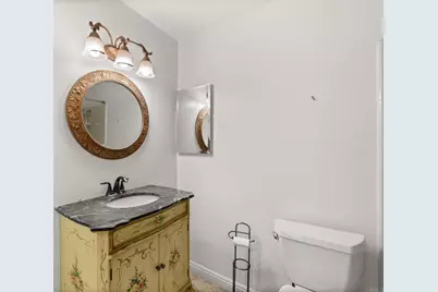 1330 Sugarbush Drive, Vista, CA 92084 - Photo 29
