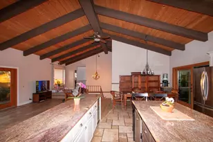 1330 Sugarbush Dr, Vista, CA 92084 - Photo 9