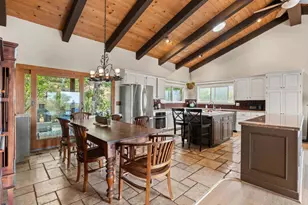 1330 Sugarbush Dr, Vista, CA 92084 - Photo 7