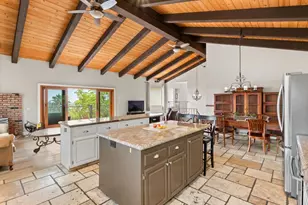 1330 Sugarbush Dr, Vista, CA 92084 - Photo 11