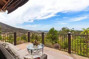 1330 Sugarbush Dr, Vista, CA 92084 - Photo 15