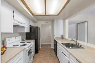 1040 E Washington Ave, Escondido, CA 92025 - Photo 7