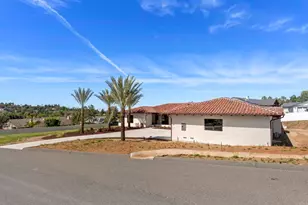 2525 Date Palm Ct, Vista, CA 92084 - Photo 53