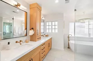 1102 Fleetridge Dr, San Diego, CA 92106 - Photo 29