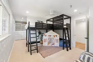 1102 Fleetridge Dr, San Diego, CA 92106 - Photo 35