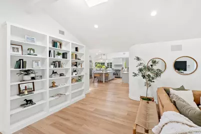 1102 Fleetridge Drive, San Diego, CA 92106 - Photo 19