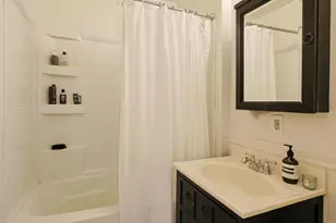 1526 Van Buren Ave, San Diego, CA 92103 - Photo 11