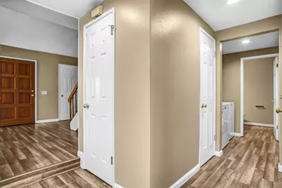 1887 Montgomery Avenue, Ventura, CA 93004 - Photo 11