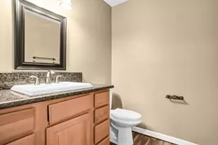 1887 Montgomery Ave, Ventura, CA 93004 - Photo 13