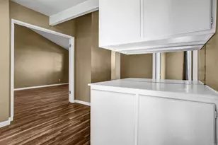 1887 Montgomery Ave, Ventura, CA 93004 - Photo 35