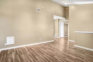 1887 Montgomery Ave, Ventura, CA 93004 - Photo 23