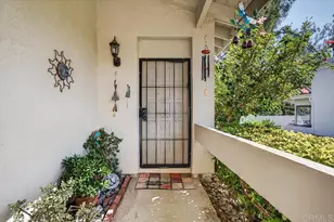 17721 Valle De Lobo, Poway, CA 92064 - Photo 5