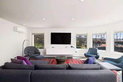 2110 Avenida De La Playa #C, La Jolla, CA 92037 - Photo 3