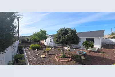 25875 Coombe Hill Drive, Menifee, CA 92586 - Photo 21