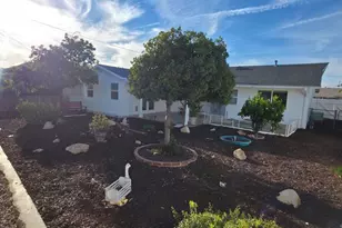 25875 Coombe Hill Dr, Menifee, CA 92586 - Photo 23