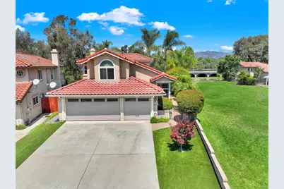 2207 Pleasantwood Lane, Escondido, CA 92026 - Photo 5