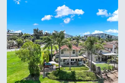 2207 Pleasantwood Lane, Escondido, CA 92026 - Photo 71