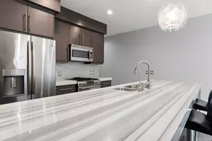 687 S Coast Hwy 101, Encinitas, CA 92024 - Photo 7