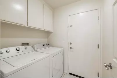 29604 Gracilior Drive, Escondido, CA 92026 - Photo 9