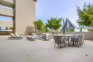 725 Grand Ave, Carlsbad, CA 92008 - Photo 23