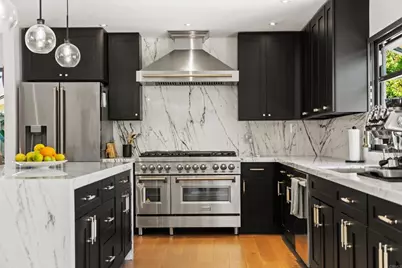 301 Hickoryhill Drive, Encinitas, CA 92024 - Photo 11