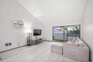 6214 Agee St, San Diego, CA 92122 - Photo 5