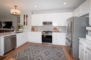 1573 Cypress Creek Ct, Vista, CA 92084 - Photo 17