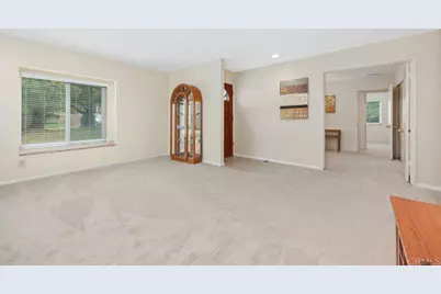 1037 Glenmere Road, Vista, CA 92084 - Photo 5