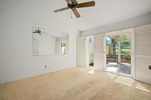 1015 Gleneagles Pl, Vista, CA 92081 - Photo 17