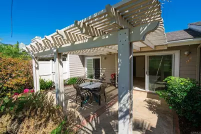 1015 Gleneagles Place, Vista, CA 92081 - Photo 29