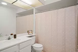 1015 Gleneagles Pl, Vista, CA 92081 - Photo 21