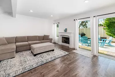 6819 Alderwood Drive, Carlsbad, CA 92011 - Photo 3