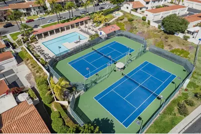 6819 Alderwood Drive, Carlsbad, CA 92011 - Photo 27