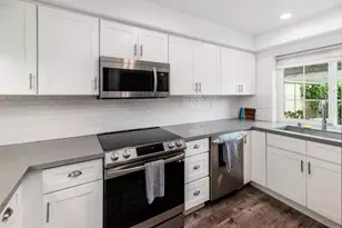 6819 Alderwood Dr, Carlsbad, CA 92011 - Photo 5