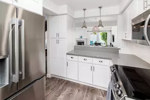 6819 Alderwood Dr, Carlsbad, CA 92011 - Photo 7