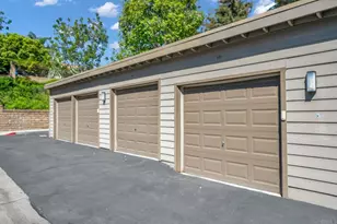 1091 Shadowridge Dr, Vista, CA 92081 - Photo 21