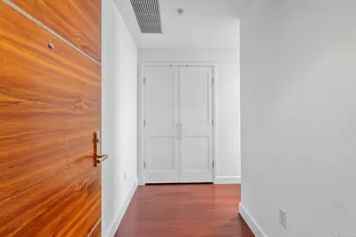 700 W E Street #801, San Diego, CA 92101 - Photo 11