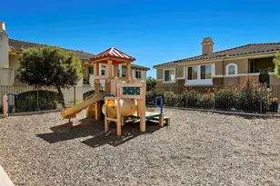 12657 Elisa Ln, San Diego, CA 92128 - Photo 25