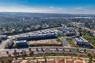 2586 Delphinium Ln, Carlsbad, CA 92008 - Photo 13